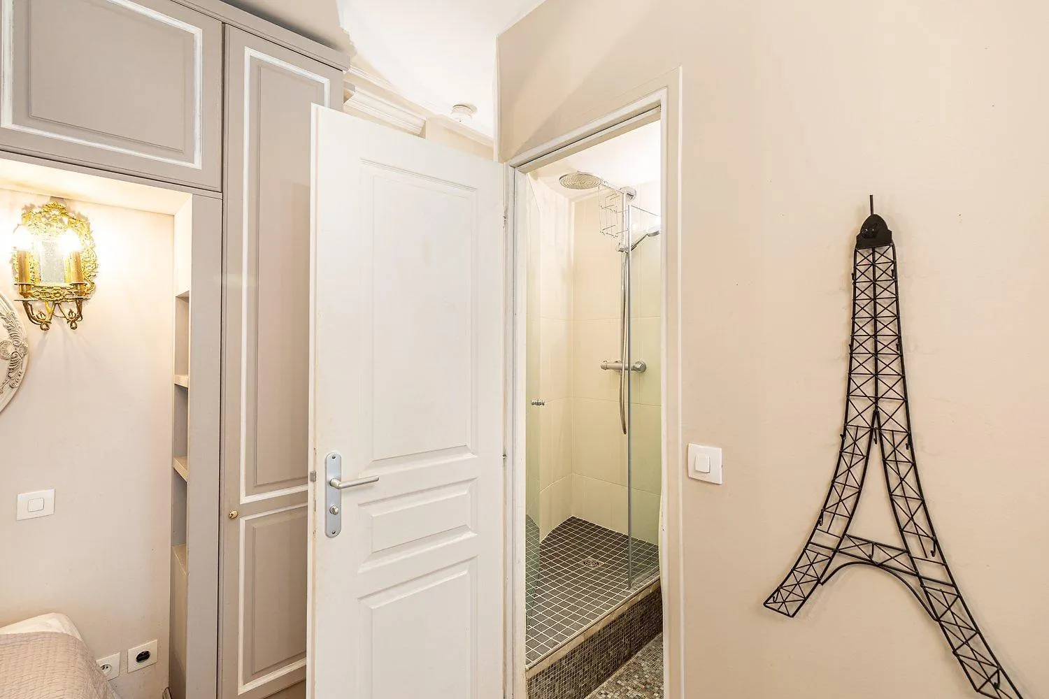 Guestready - Lux Studio - In Le Marais Paris Apartment